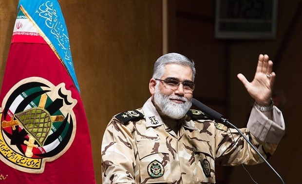 جانشین فرمانده کل ارتش: وضعیت سربازها باید بهتر از امروز باشد