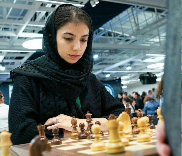 برد خادم الشریعه مقابل رقیب آمریکایی در مسابقات شطرنج آنلاین