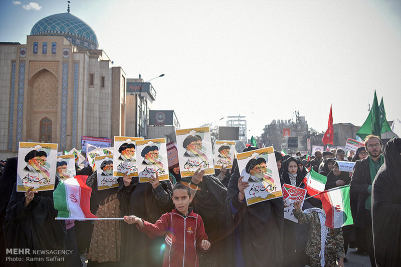 تجمع و راهپیمایی مردمی در اعتراض به آشوب های اخیر در استان ها 