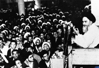 بنی امیه با بنی هاشم مخالفت داشت و می خواست شجره طیبه نباشد 