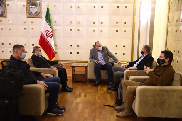 مسئولان کمیته ملی المپیک مجارستان شب گذشته وارد تهران شدند+ تصاویر