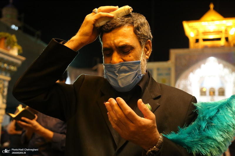 مراسم احیای شب بیست و یکم ماه رمضان در حرم کریمه اهل بیت(س)