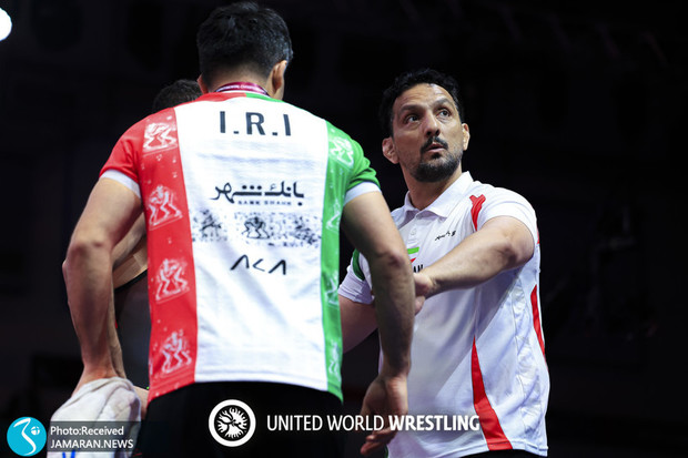 ادعای جنجالی در لیگ برتر کشتی ایران/ درستکار با مومنی تماس گرفت و‌ او فرار کرد!