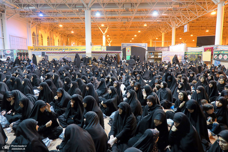 اولین شب مراسم عزاداری حضرت اباعبدالله الحسین (ع) در حسینیه امام خمینی