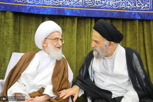 مراسم جشن عید غدیر و عمامه‌گذاری طلاب در بیت مراجع  تقلید و علما