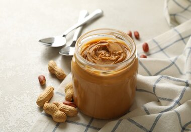 این ماده غذایی کلسترول خون را کاهش می‌دهد