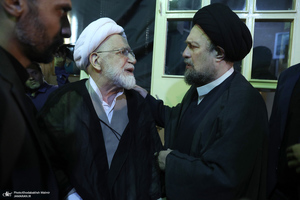 مراسم بزرگداشت همسر آیت الله موسوی بجنوردی (ره) در حسینیه شماره یک جماران-4