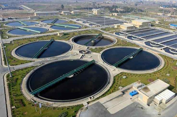 هر تهرانی ۲۵۰ لیتر در شبانه روز آب مصرف می کند