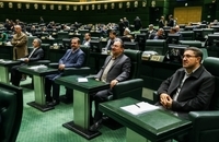 جلسه غیرعلنی نظارتی مجلس با حضور تیم اقتصادی دولت (31)