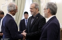 پزشکیان در دیدار جمعی از شرکت‌کنندگان نشست وزرای آموزش عالی کشورهای اسلامی (2)