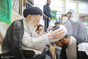مراسم جشن عید غدیر و عمامه‌گذاری طلاب در بیت مراجع  تقلید و علما