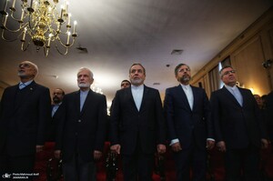 نخستین کنگره ملی «سیاست خارجی جمهوری اسلامی ایران»