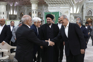 تجدید میثاق رئیس‌جمهور و اعضای دولت با آرمان‌های حضرت امام خمینی (س) - 2