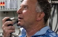 بازدید ویتکاف و کوشنر از ناو هواپیمابر آبراهام لینکلن (8)