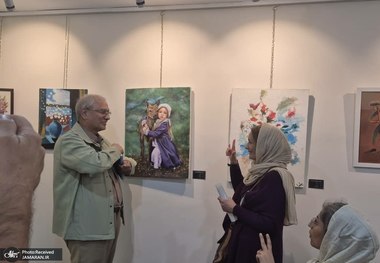 حضور علی ربیعی در اختتامیه چهارمین نمایشگاه هنری «ریشه‌های مانا» + گزارش تصویری