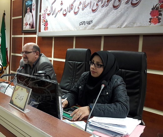 شهرداری اراک در قرارداد با پیمانکاران حفظ حقوق کارگران را در اولویت قرار دهد