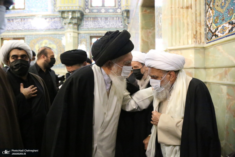 حضور مراجع و علما در مسجد امام حسن عسکری(ع) در پی ارتحال آیت الله العظمی صافی(ره)
