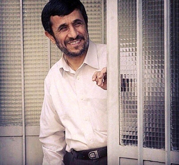 سخنرانی احمدی‌نژاد در مسجد قطعی است  براساس قانون نیازی به مجوز نیست
