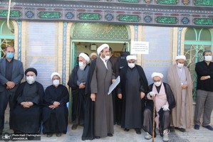 مزار آیت الله العظمی صانعی(ره) در اولین پنج شنبه رحلت ایشان