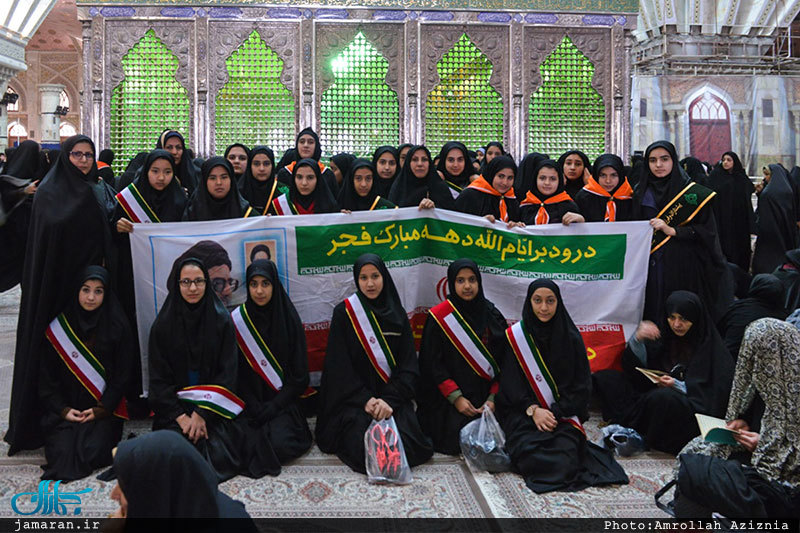 تجديد ميثاق وزير آموزش و پرورش، دانش آموزان و فرهنگيان با آرمان های حضرت امام(س)