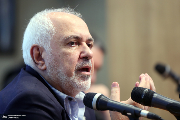 ظریف: اعلام صدام به عنوان متجاوز توسط سازمان ملل، نتیجه تلاش‌های شهید خرازی بود/ عراقچی: مشی شهید خرازی، حمایت از مذاکرات بود، زیرا همیشه ملی فکر می‌کرد