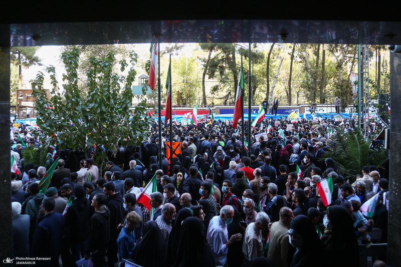 راهپیمایی باشکوه 13 آبان در تهران -2