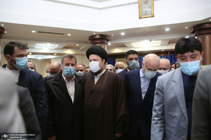 تجدید میثاق رئیس مجلس شورای اسلامی و نمایندگان با آرمان های حضرت امام (س)