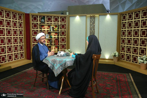 بازدید سرپرست موسسه تنظیم و نشر آثار حضرت امام خمینی(ره) از نمایشگاه کتاب