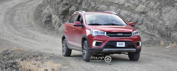 اولین تجربه رانندگی با ام وی ام X22؛ کراس اووری جذاب برای رانندگی درون شهری

