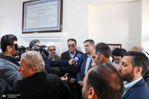 مراسم بزرگداشت 12 بهمن در بیت تاریخی حضرت امام در خمین