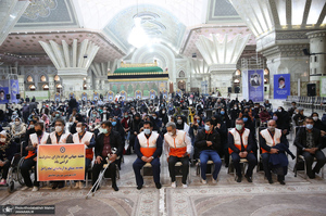 دیدار رئیس سازمان بهزیستی و جمعی از توان یابان این سازمان با سید حسن خمینی