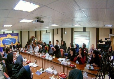 برگزاری 155 برنامه ویژه دهه ولایت در اصفهان