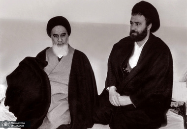 نکته های مهمی که امام در اهدانامه آداب الصلوه به حاج احمدآقا گوشزد کردند