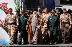 مراسم دانش‌آموختگی دانشجویان دانشگاه امام حسین(ع) با حضور فرمانده کل قوا 