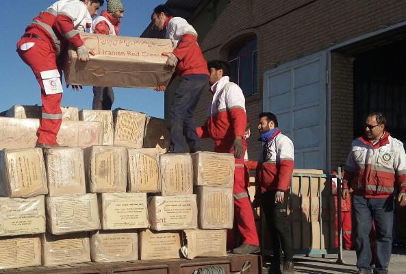 50هزار بسته اقلام خوراکی در مناطق زلزله زده توزیع می شود