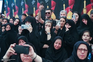 عزاداری ظهر عاشورا در تهران