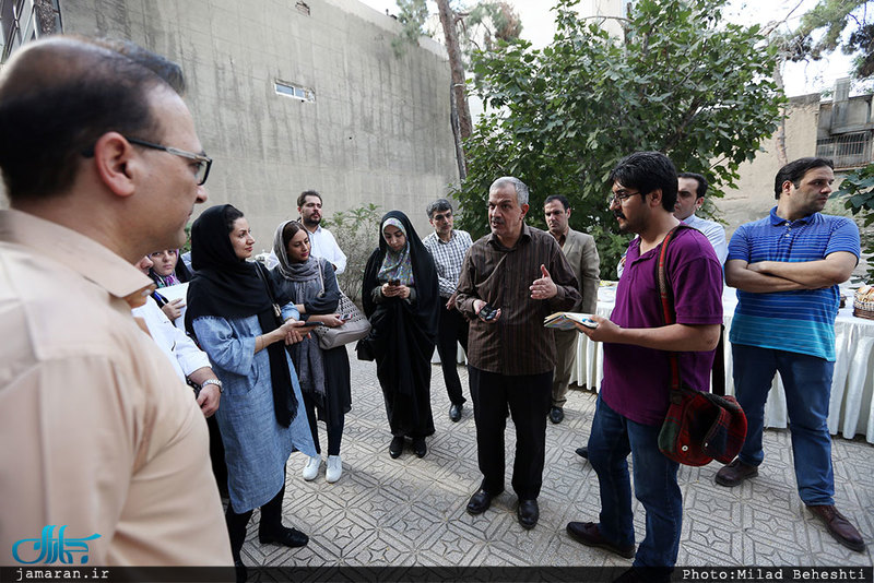 تهرانگردی احمد مسجدجامعی با موضوع آب