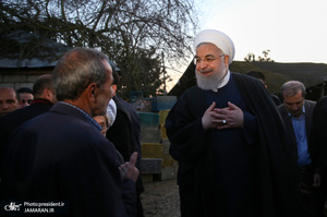 روحانی در جمع مردم روستای کردخیل مازندران