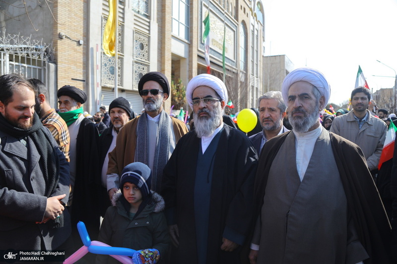 راهپیمایی باشکوه 22 بهمن در قم