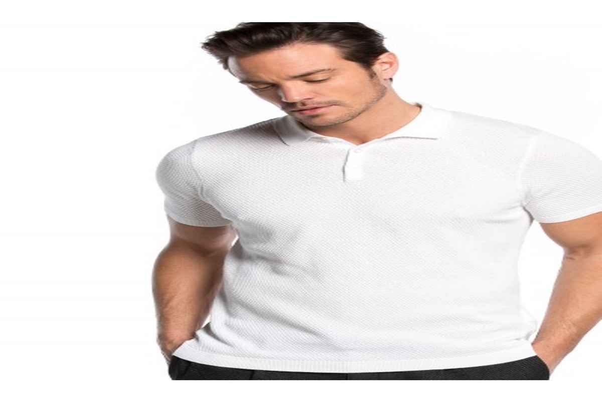 استایل شیک مردانه با تیشرت سفید