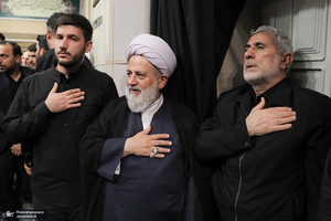 مراسم عزاداری شام شهادت حضرت زهرا(س) در حسینیه امام خمینی