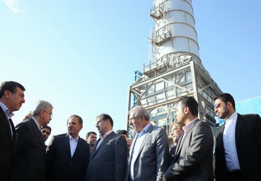 بهره برداری از فاز نخست نیروگاه سیکل ترکیبی هرمز با حضور جهانگیری