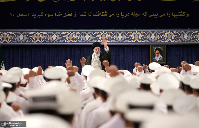 دیدار کارکنان و خانواده‌های ناوگروه ۸۶ ارتش جمهوری اسلامی ایران با رهبر معظم انقلاب