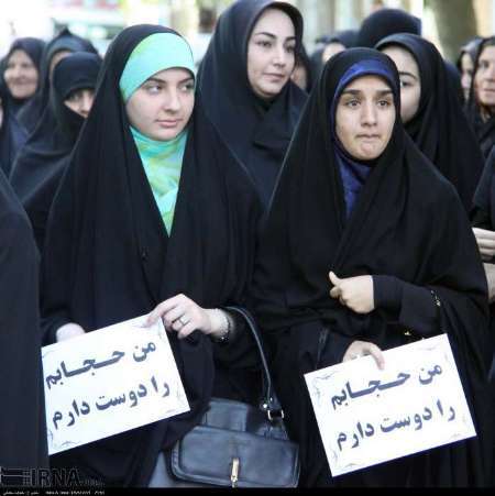 راهپیمایی بزرگ مردمی صیانت از حریم خانواده در هشت شهرستان استان سمنان برگزار می‌شود