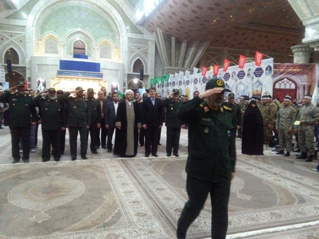 بسیجیان با آرمان های امام راحل تجدید میثاق کردند