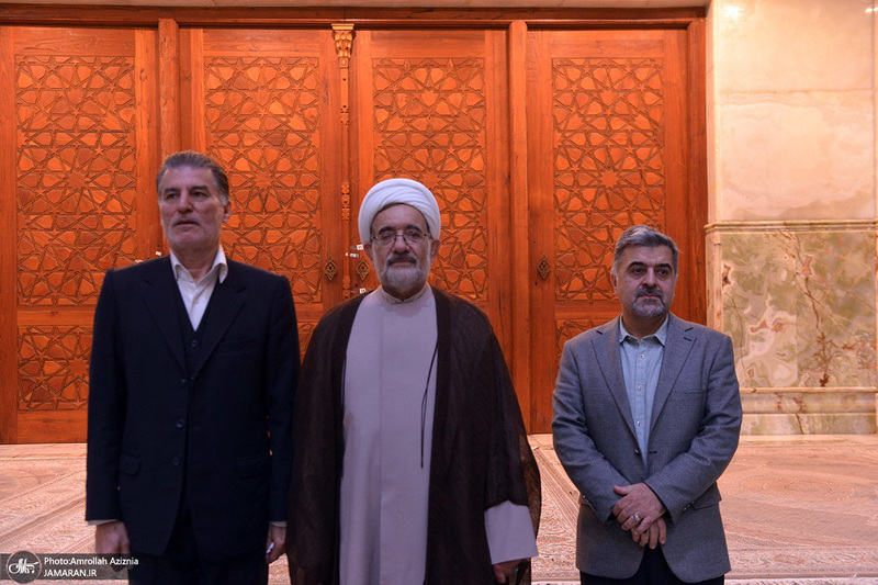 تجدید میثاق اساتید و دانشجویان پژوهشکده امام خمینی و انقلاب اسلامی با آرمان های بنیانگذار جمهوری اسلامی ایران