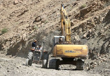 طرح بهسازی جاده آبشار شوی در دزفول آغاز شد