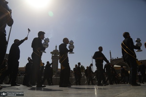 دسته عزاداری خادمین حرم حضرت معصومه (س) در روز شهادت امام رضا (ع)