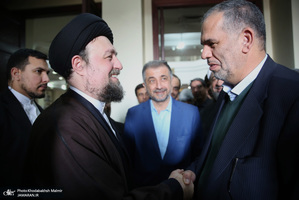 حاشیهتجدید میثاق رئیس و جمعی از نمایندگان مجلس شورای اسلامی با آرمان‌های امام خمینی(س)