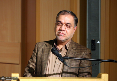 فضائلی: تحقیر زلنسکی در کاخ سفید درس عبرت است